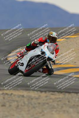 media/Jan-14-2023-SoCal Trackdays (Sat) [[497694156f]]/Turn 12 (120pm)/